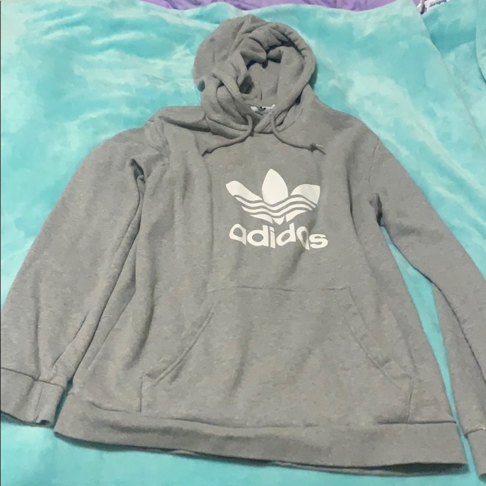 Grey adidas men’s hoodie worn once size: large